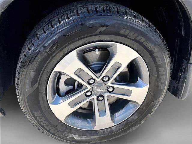 Used 2025 Honda Pilot EX-L image 10