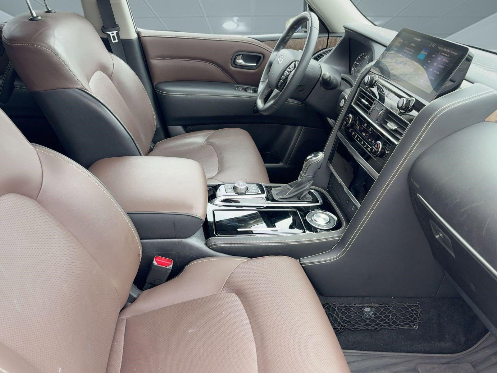 Used 2024 INFINITI QX80 Premium Select w/ All-Season Package image 26