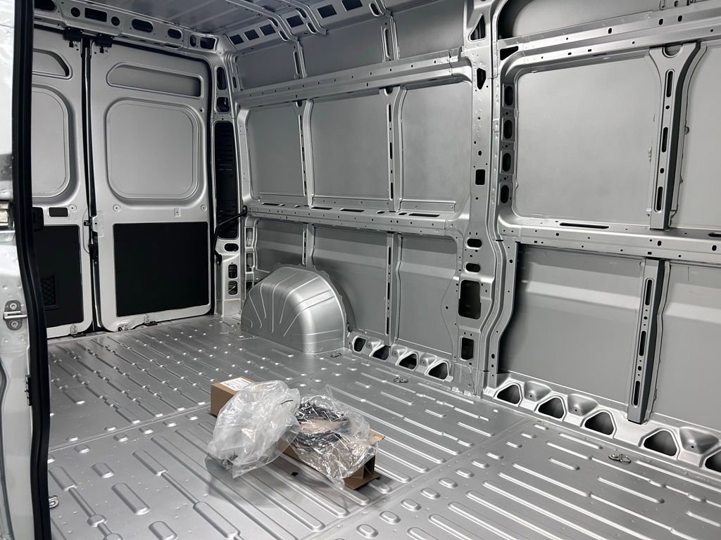 New 2026 RAM ProMaster 3500 w/ Quick Order Package 22G SLT image 14