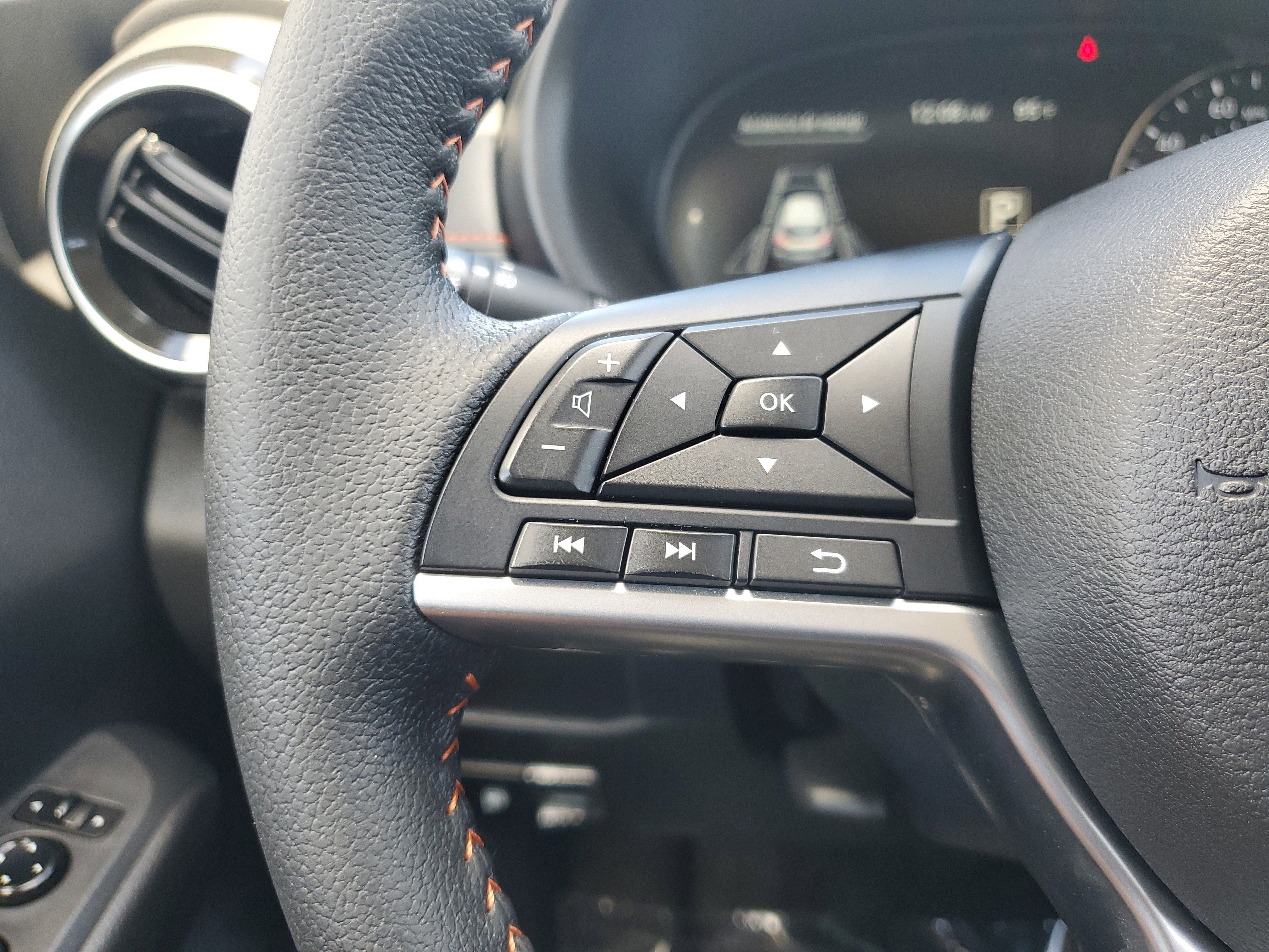 Certified 2023 Nissan Kicks SR image 18