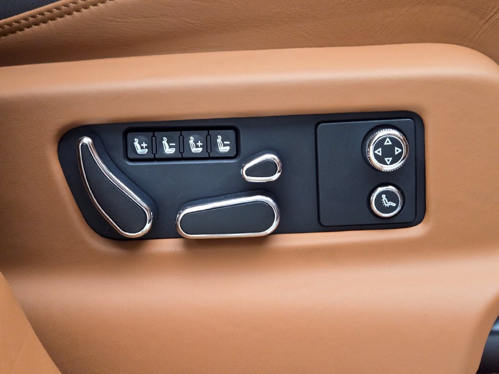 Certified 2023 Bentley Bentayga Speed AWD/4WD image 23