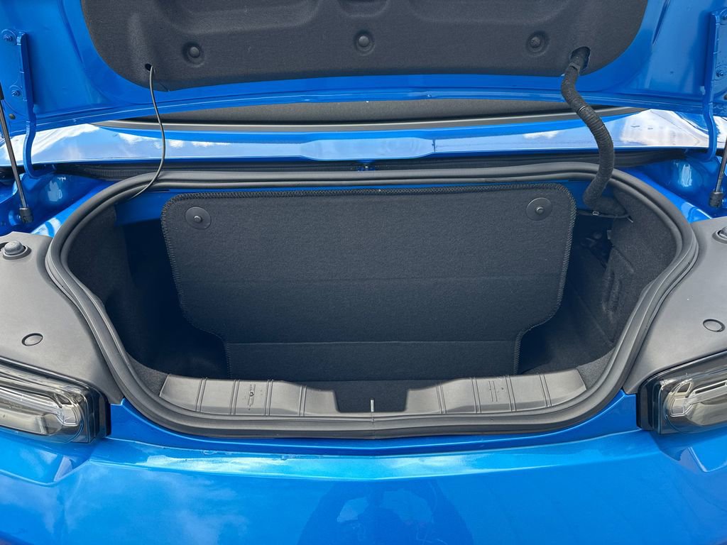 Used 2024 Chevrolet Camaro LT w/ RS Package RWD image 17