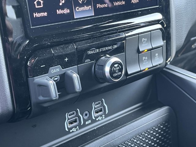 New 2026 RAM 1500 Big Horn AWD/4WD image 24
