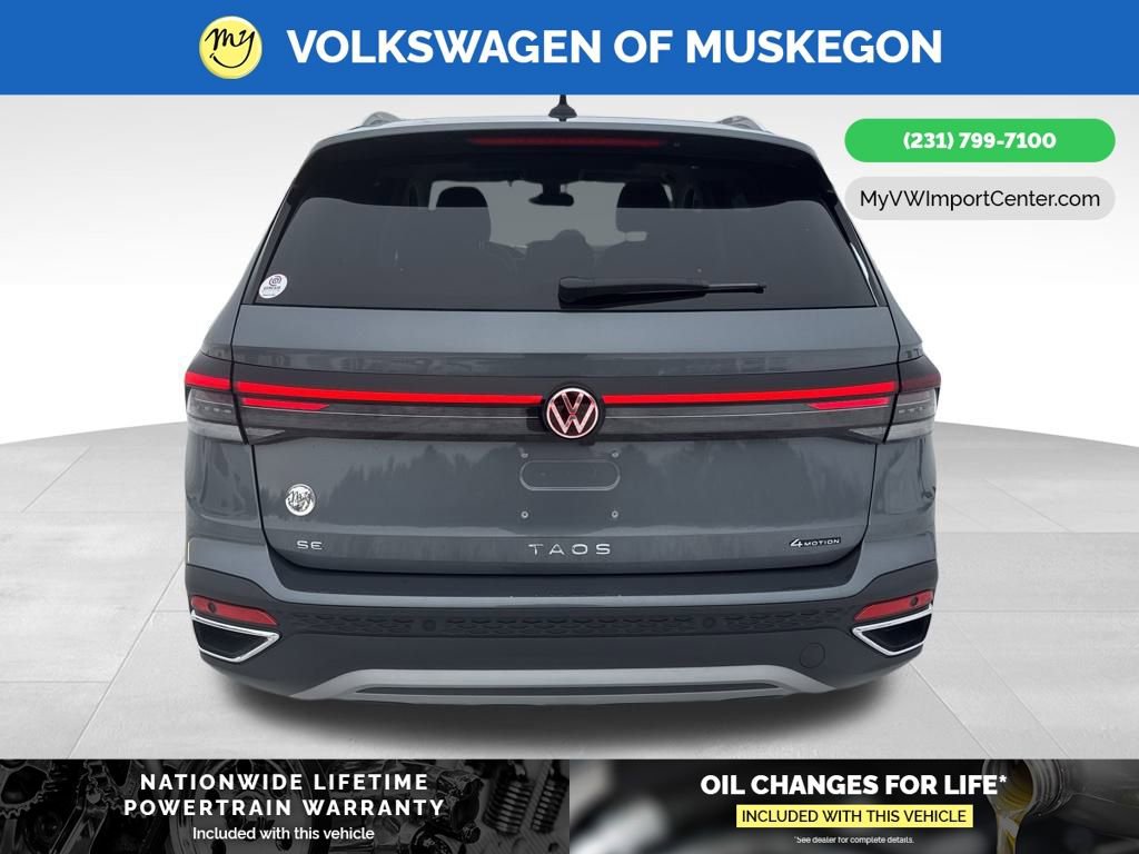New 2026 Volkswagen Taos SE image 6