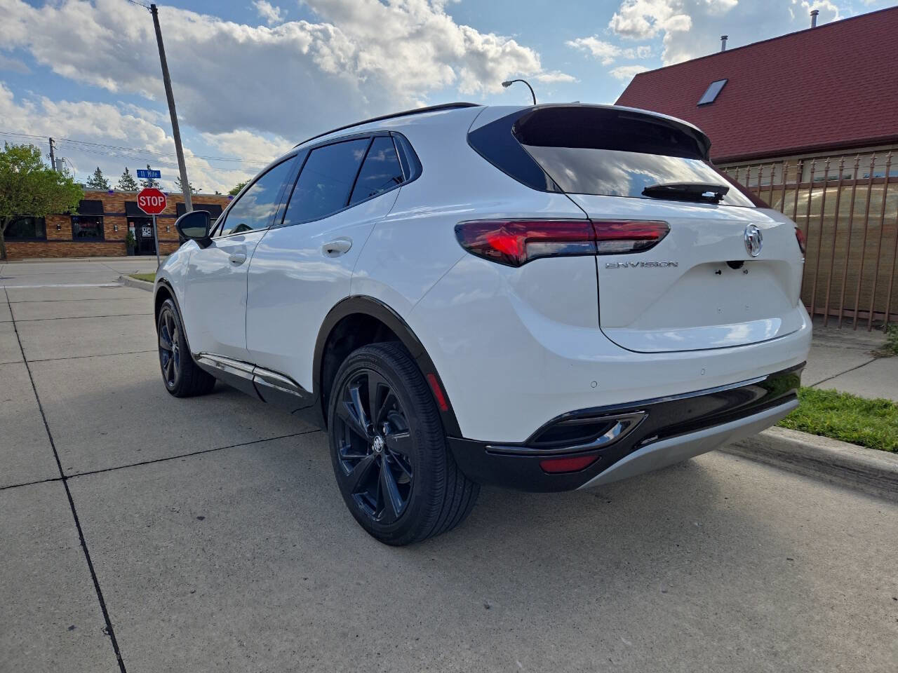 Used 2023 Buick Envision Preferred image 45