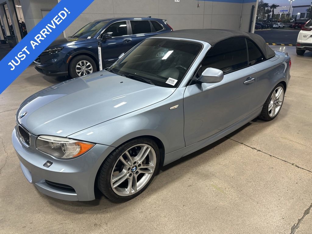 Used 2012 BMW 135i Convertible image 1