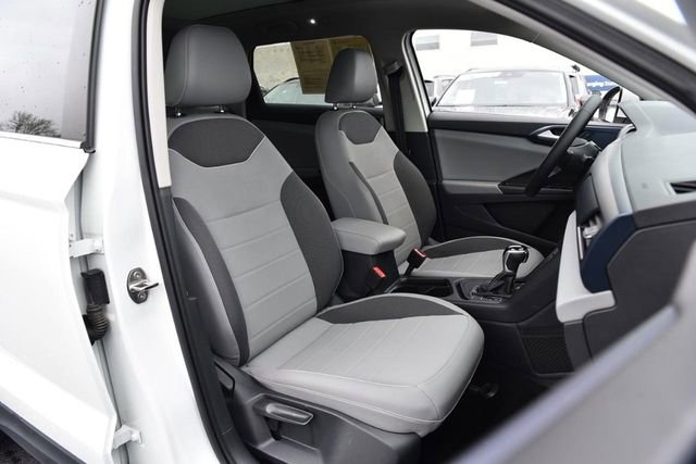 Certified 2023 Volkswagen Taos SE w/ Panoramic Sunroof Package image 19