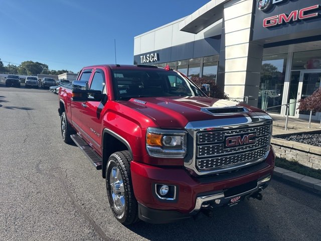 Used 2018 GMC Sierra 3500 Denali w/ Duramax Plus Package image 1