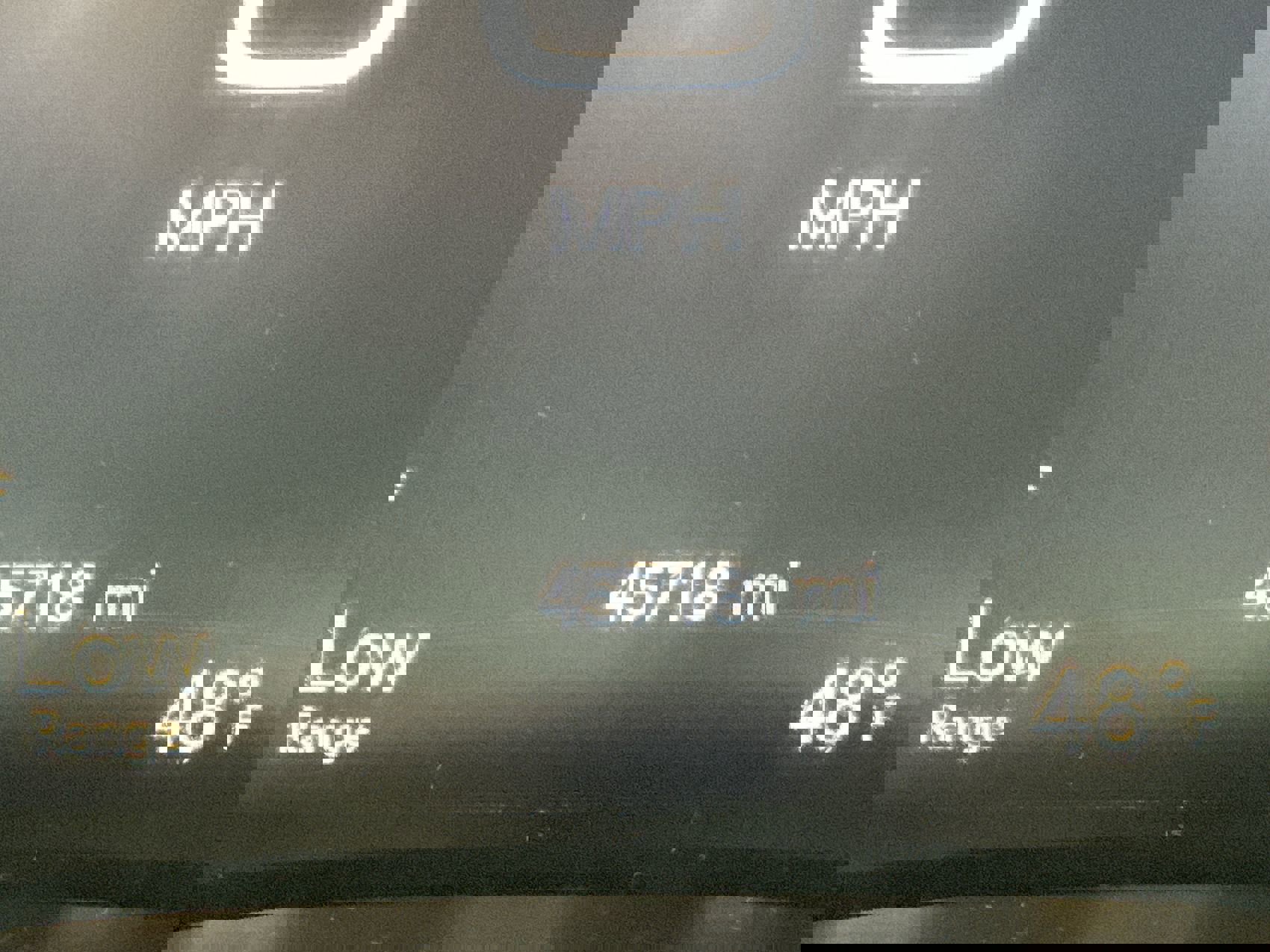 Used 2024 Chrysler Pacifica Touring-L image 15