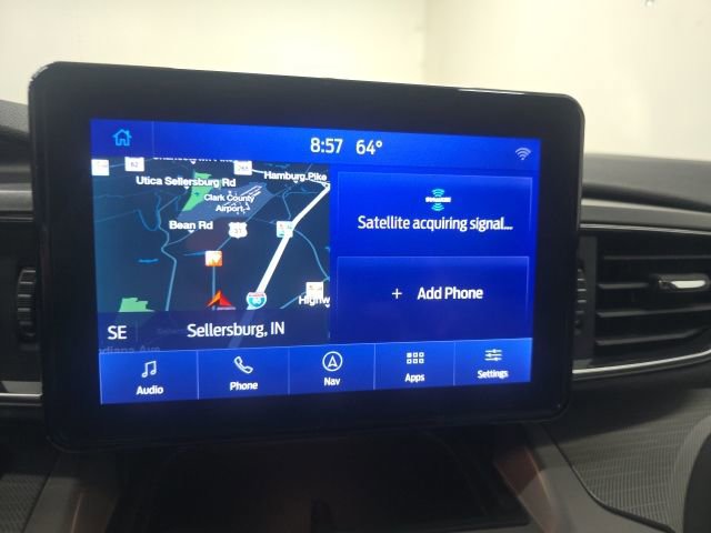 Used 2023 Ford Explorer XLT w/ Equipment Group 202A image 25