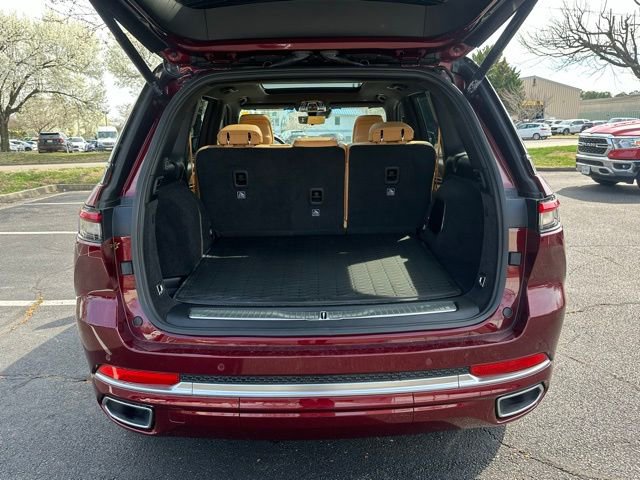 Used 2025 Jeep Grand Cherokee Summit w/ Adv Protech Group IV image 16