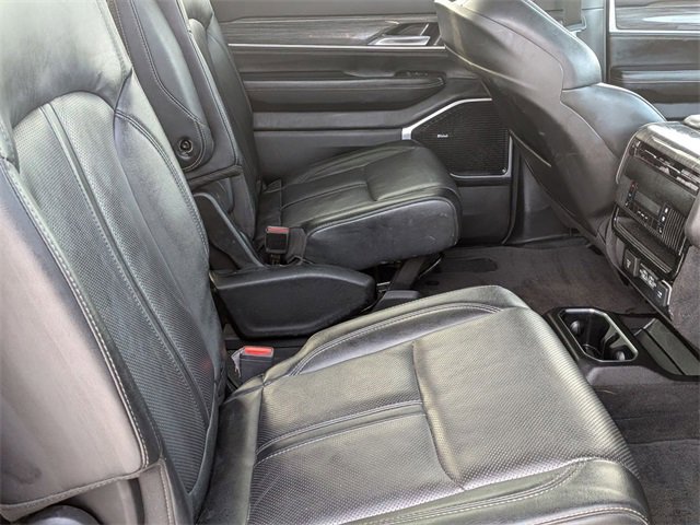 Used 2022 Jeep Wagoneer Series III w/ Premium Group I image 32