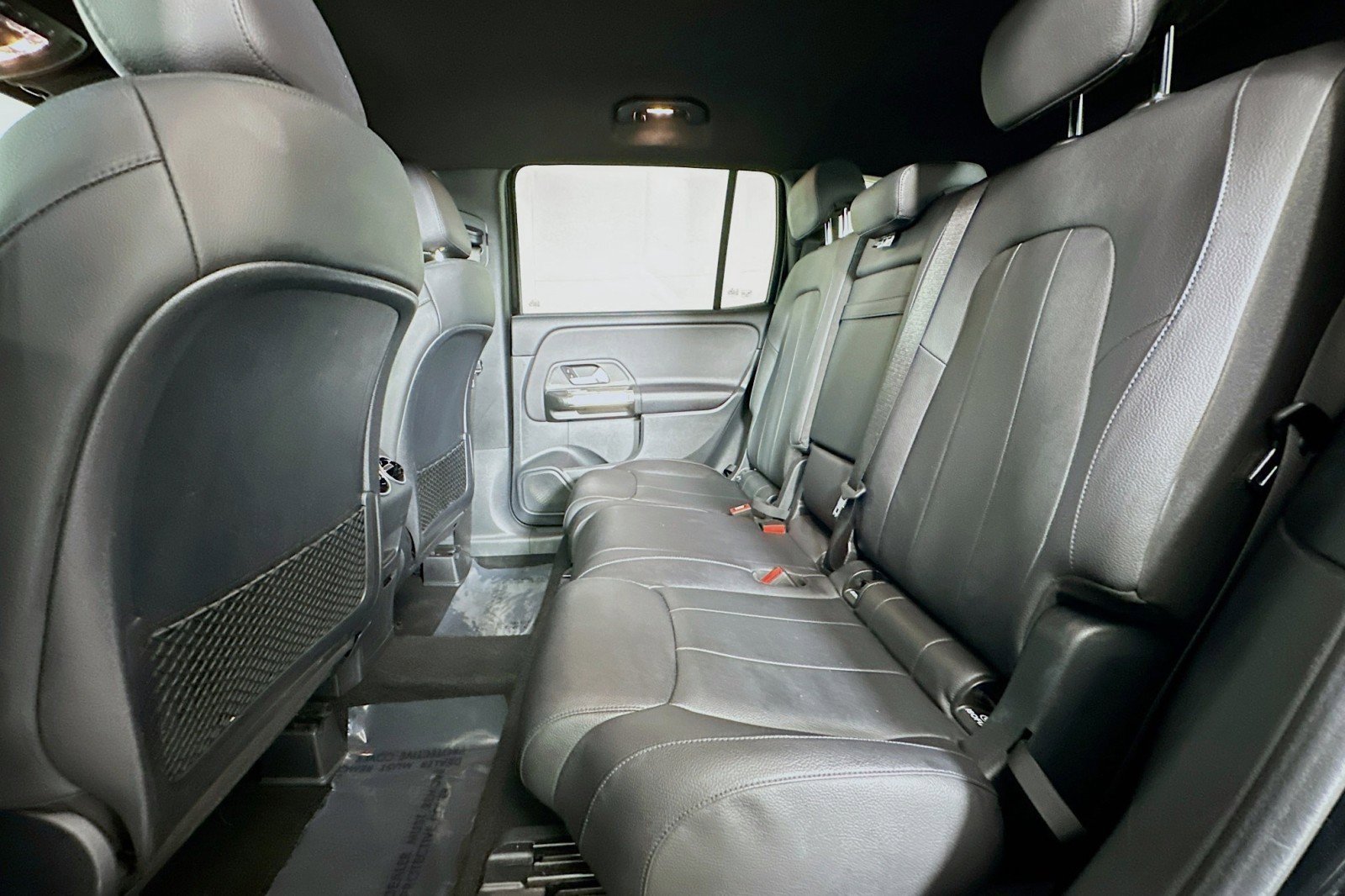 Used 2023 Mercedes-Benz GLB 250 image 9