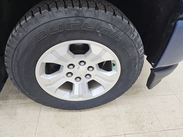 Used 2017 Chevrolet Silverado 1500 LT w/ All Star Edition AWD/4WD image 14