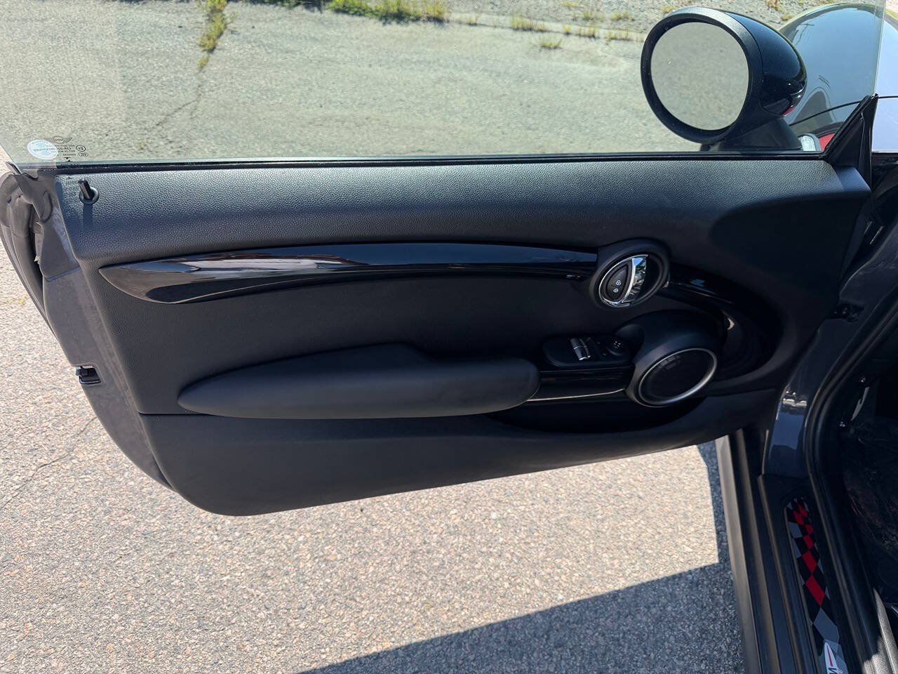 Used 2014 MINI Cooper S FWD image 9