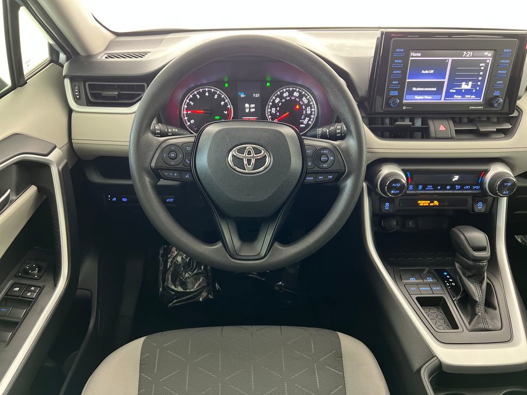 Used 2020 Toyota RAV4 XLE w/ Convenience Package image 15