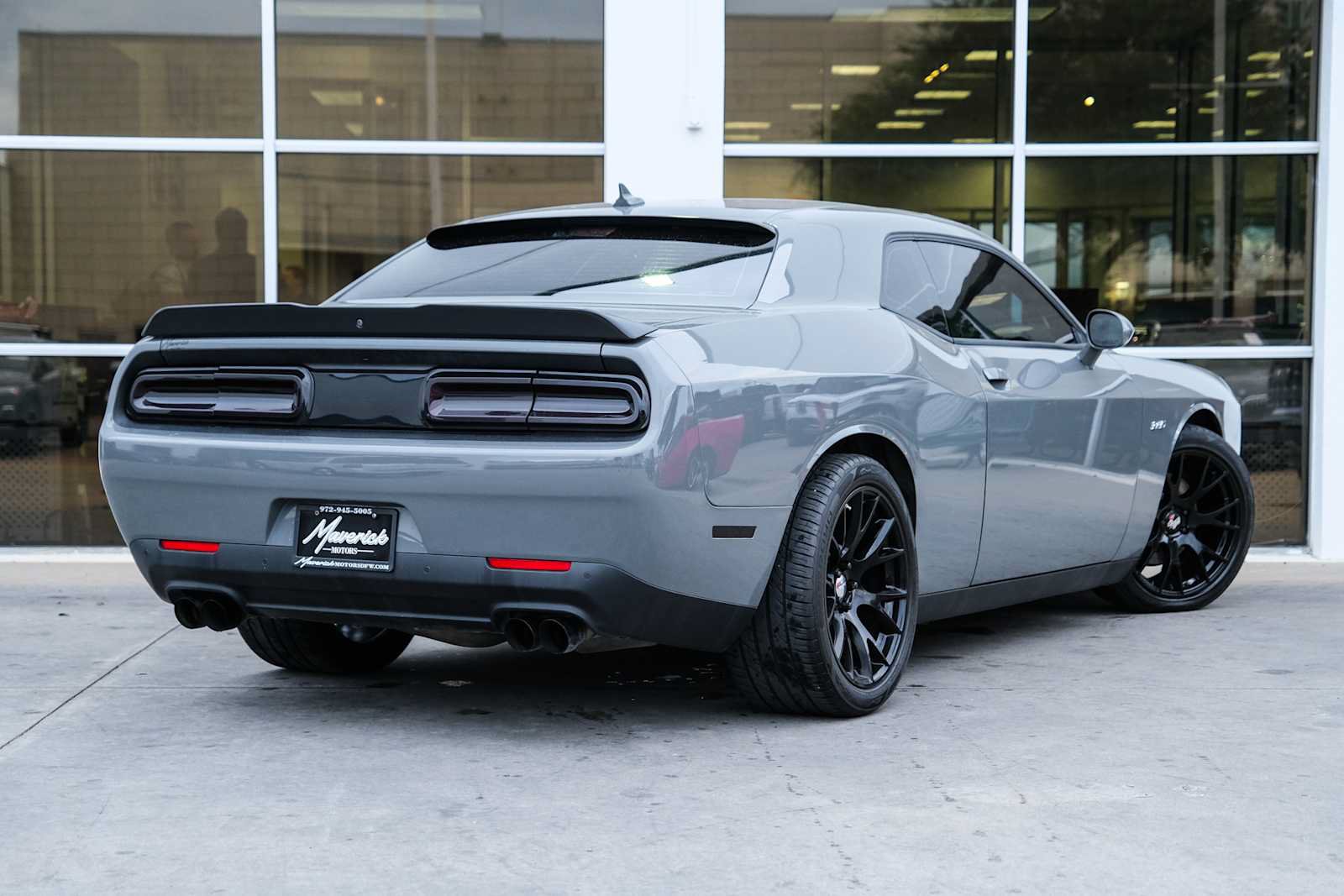 Used 2023 Dodge Challenger R/T RWD image 11