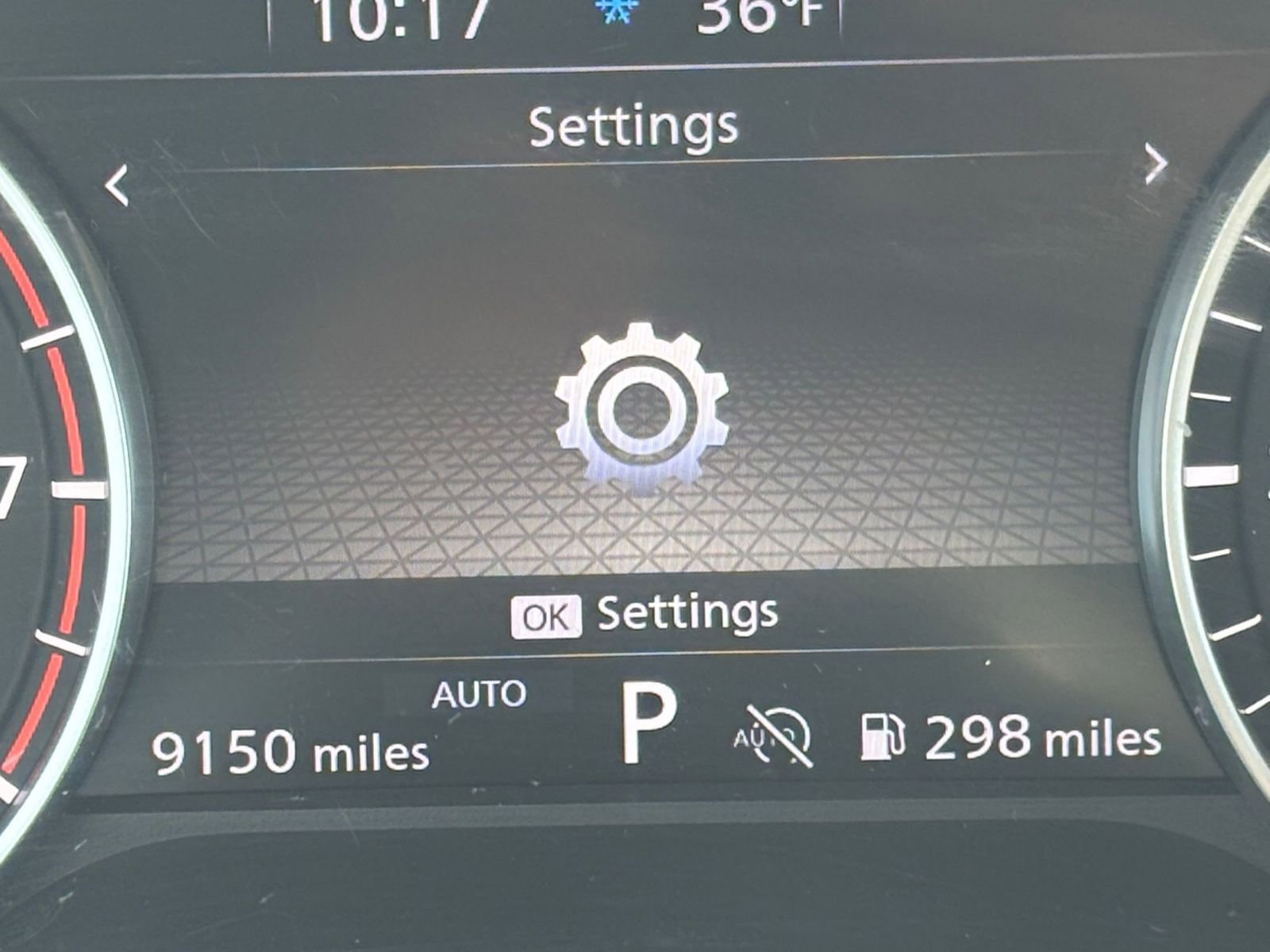 Used 2025 Nissan Rogue SV image 42