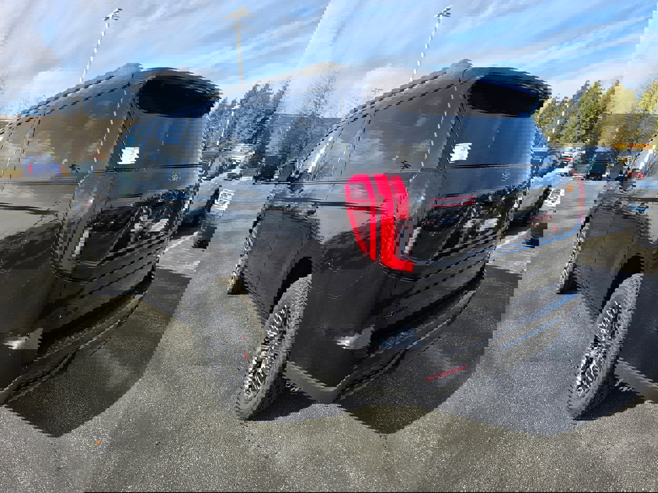 New 2025 Ford Expedition Max Platinum w/ Stealth Performance Package image 3