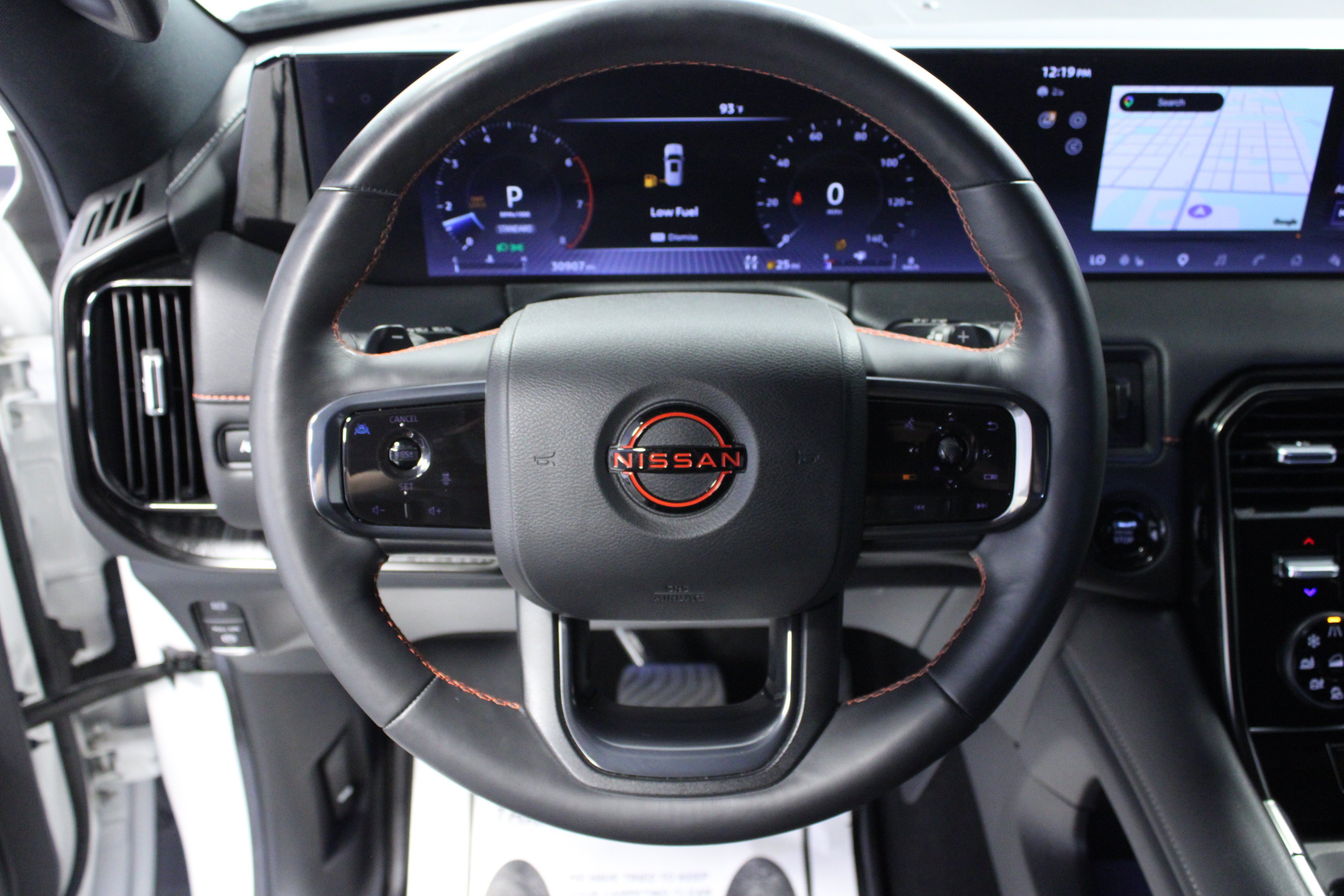 Used 2025 Nissan Armada PRO-4X AWD/4WD image 18