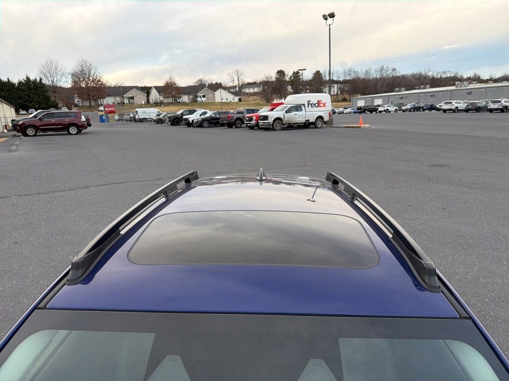 Certified 2025 Subaru Crosstrek 2.0i Premium image 9