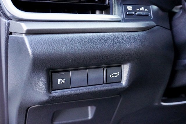 Used 2025 Toyota Grand Highlander FWD image 35