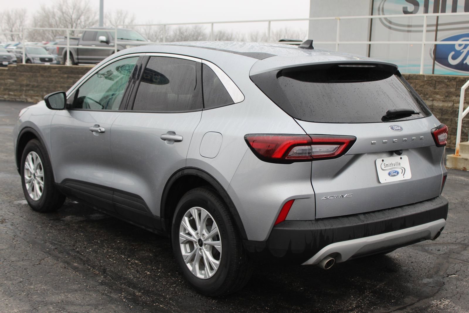 Used 2024 Ford Escape Active w/ Cold Weather Package image 4