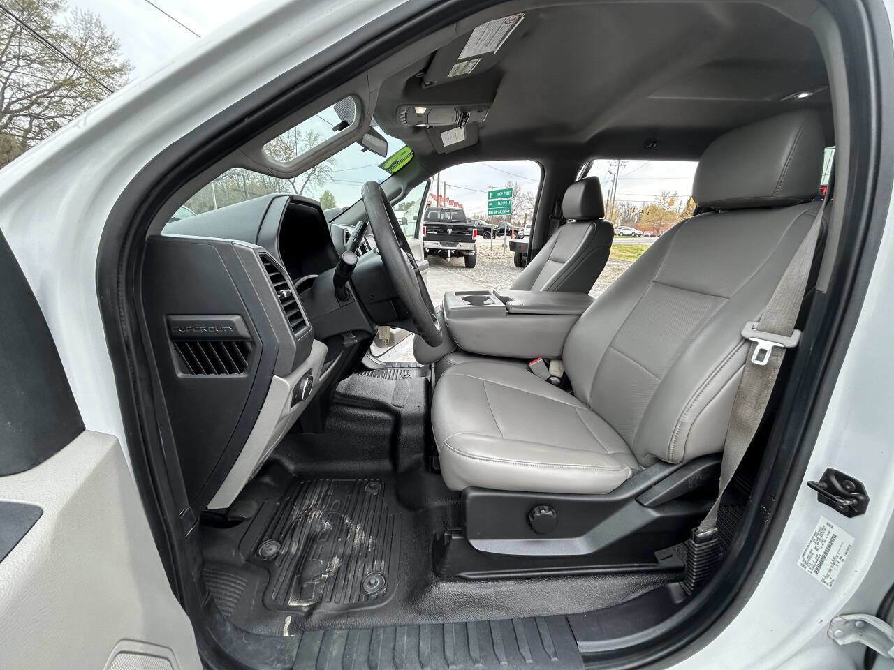 Used 2019 Ford F350 XL w/ Power Equipment Group image 21