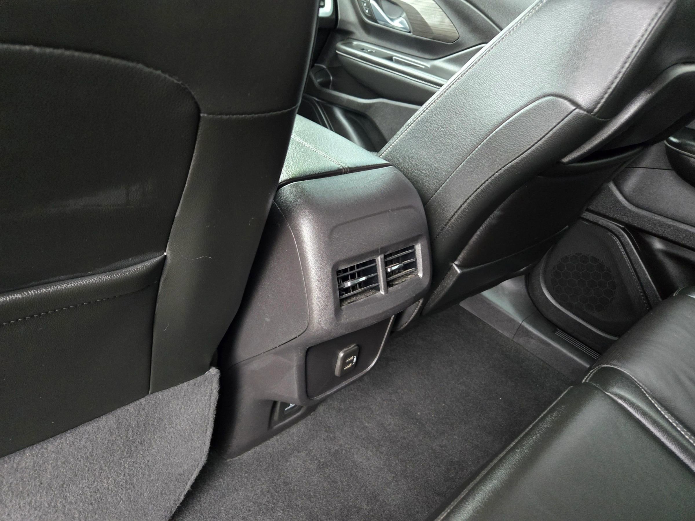 Used 2024 GMC Terrain SLT image 52