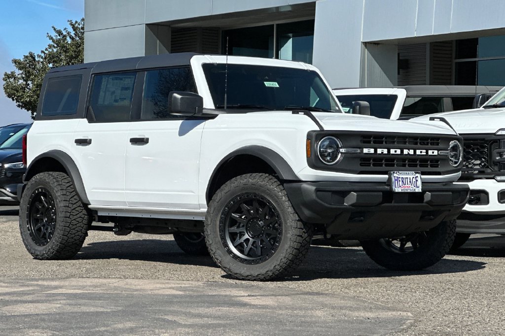Used 2025 Ford Bronco 4-Door