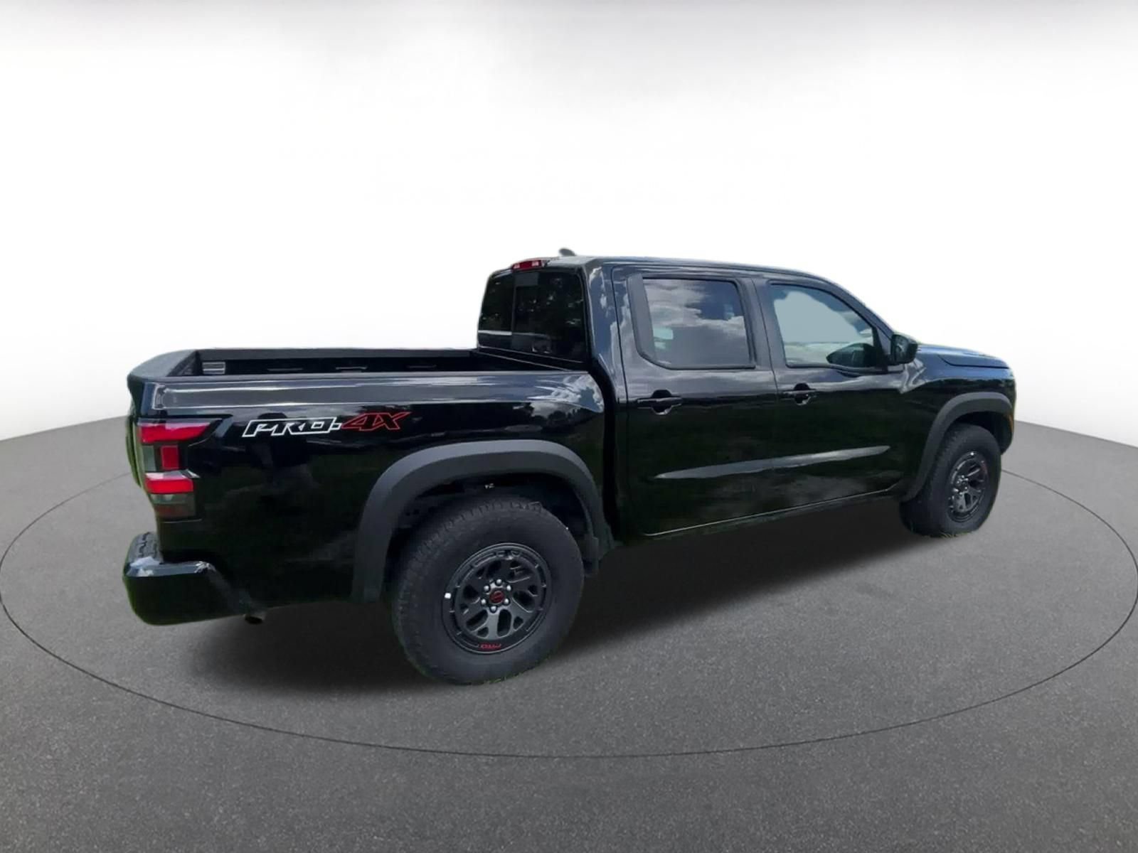Used 2026 Nissan Frontier PRO-4X AWD/4WD image 15