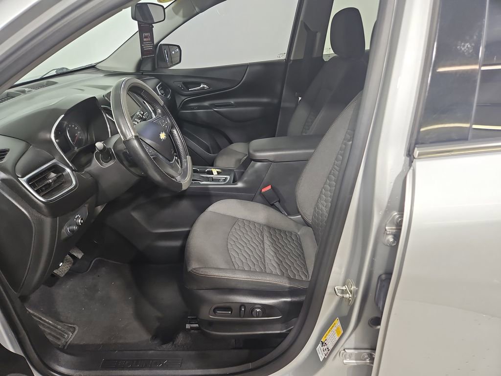 Used 2019 Chevrolet Equinox LT FWD image 10