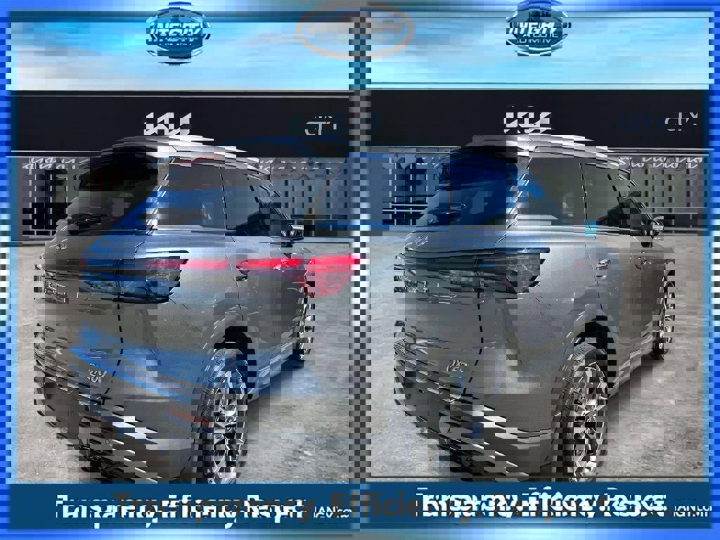 Used 2024 INFINITI QX60 Luxe w/ Cargo Package image 4