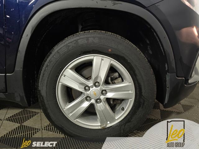 Used 2021 Chevrolet Trax LT w/ Driver Confidence Package AWD/4WD image 22