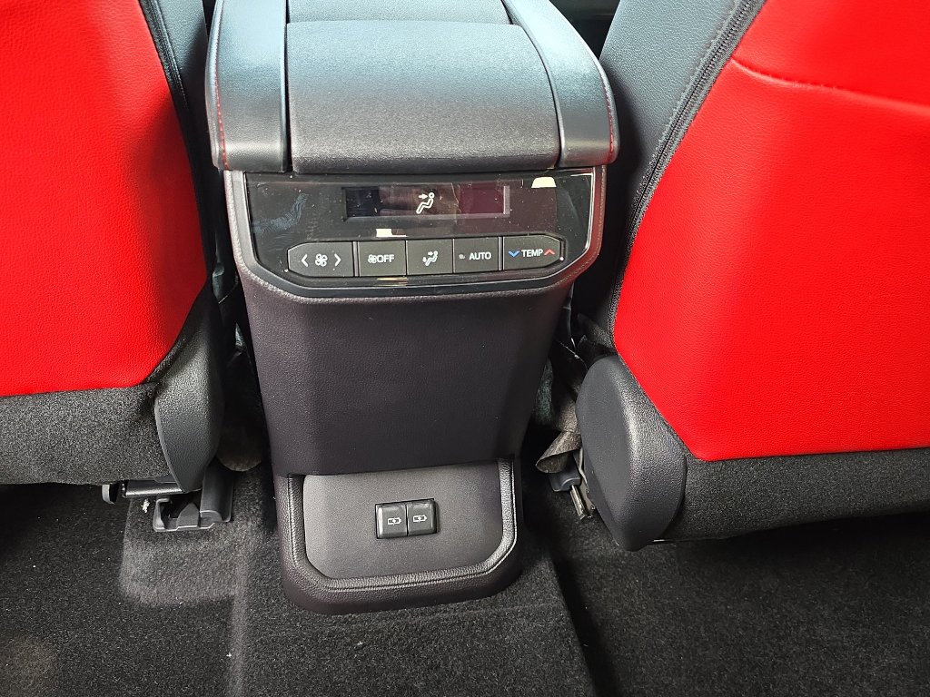New 2025 Toyota Highlander XSE image 22