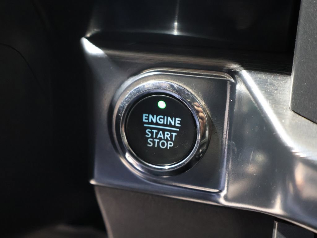 Used 2022 Ford F150 Lariat image 25