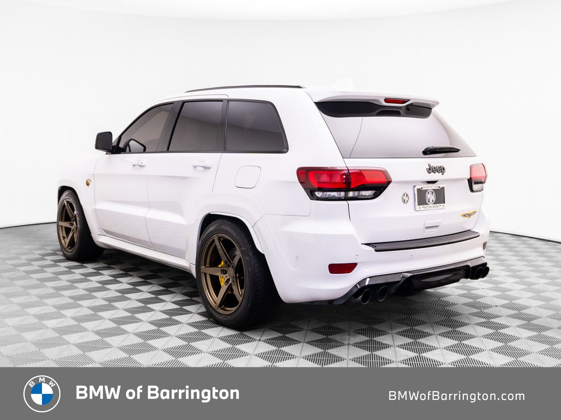 Used 2018 Jeep Grand Cherokee Trackhawk AWD/4WD image 3