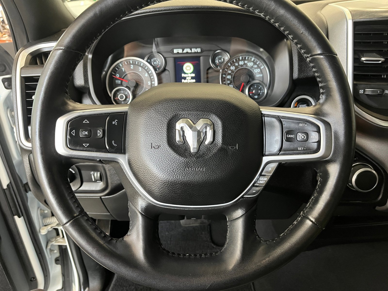Used 2024 RAM 2500 Big Horn image 22