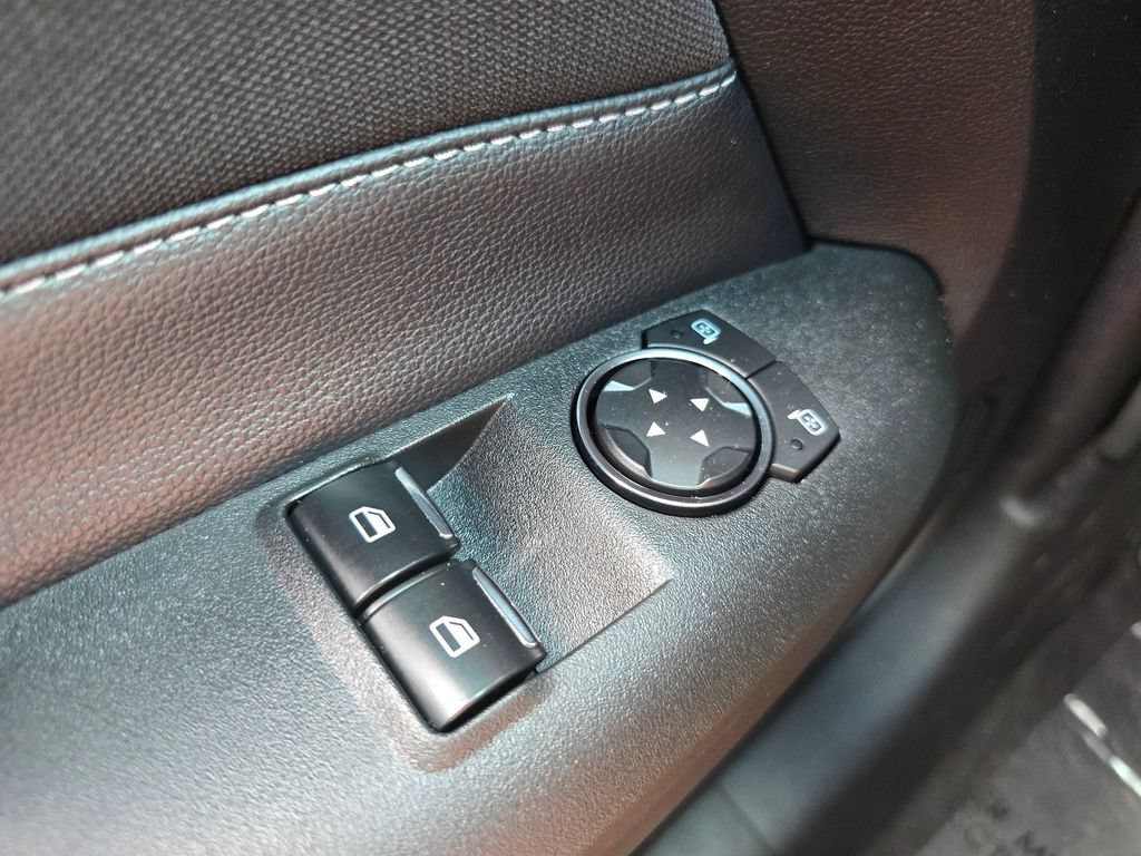 Used 2019 Ford Mustang Coupe w/ Equipment Group 101A RWD image 22
