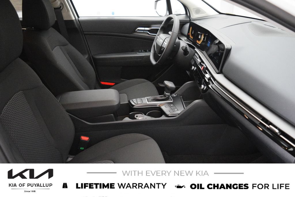 New 2026 Kia Sportage LX AWD/4WD image 16