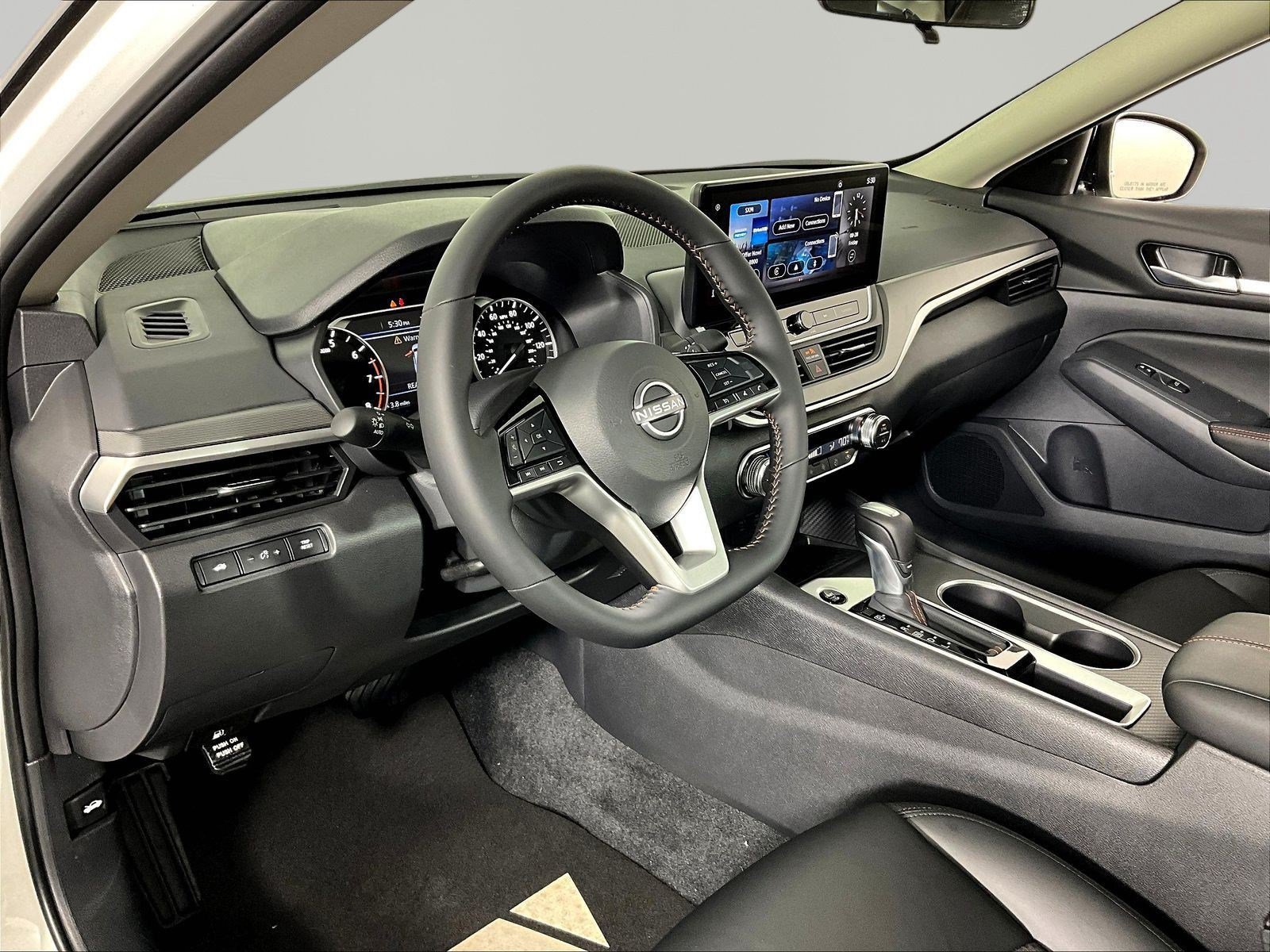 New 2026 Nissan Altima 2.5 SR w/ SR Midnight Edition Package FWD image 16