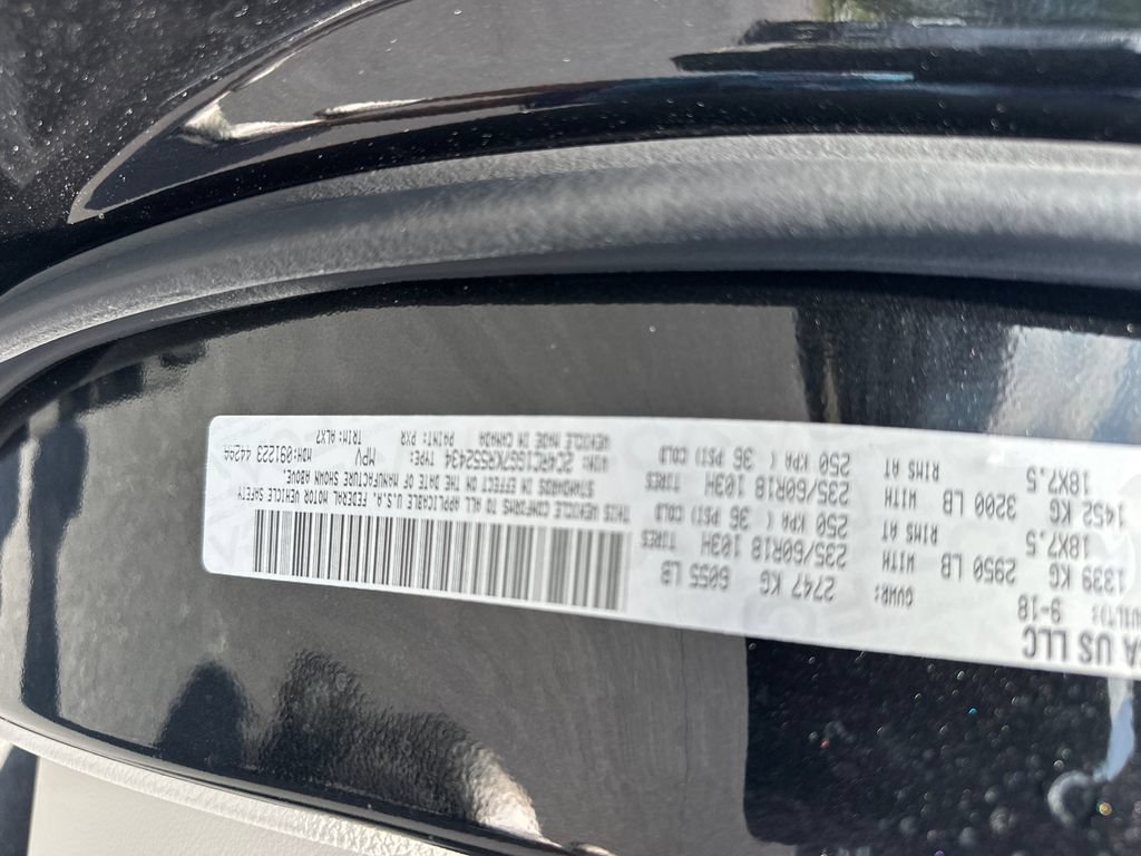 Used 2019 Chrysler Pacifica Limited FWD image 31