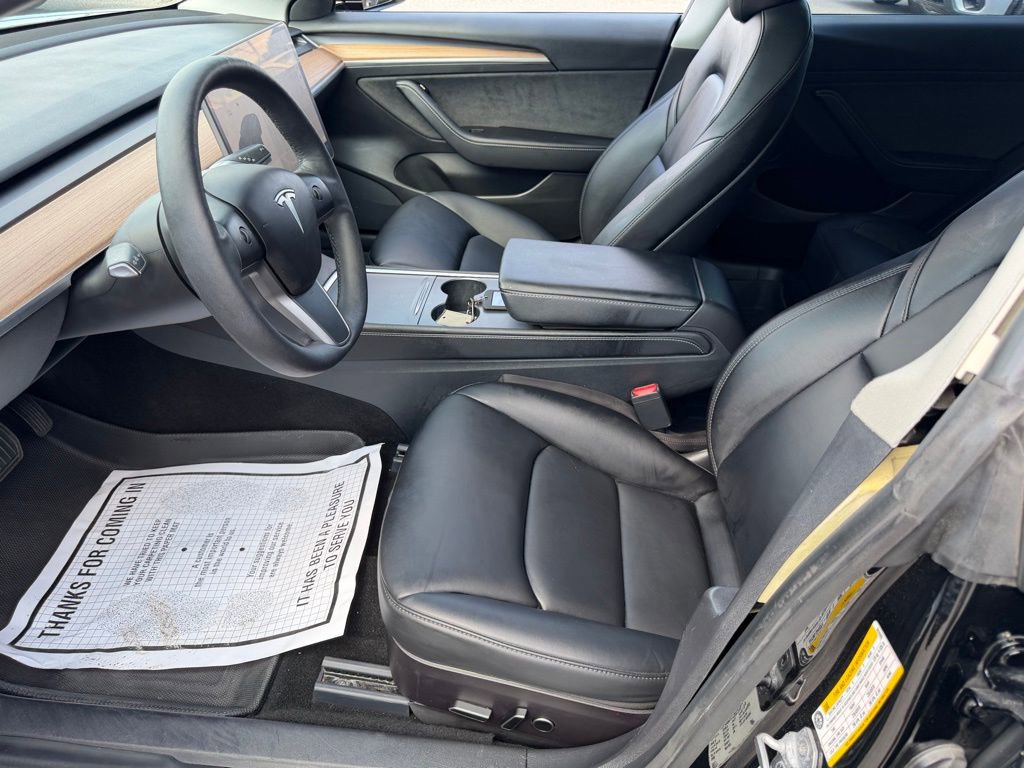 Used 2021 Tesla Model 3 Standard Range Plus image 23