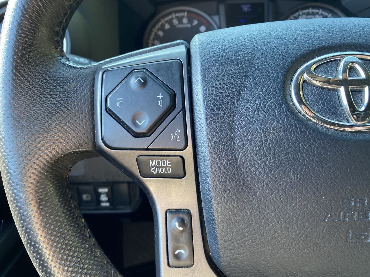 Used 2020 Toyota Tacoma TRD Off-Road AWD/4WD image 20