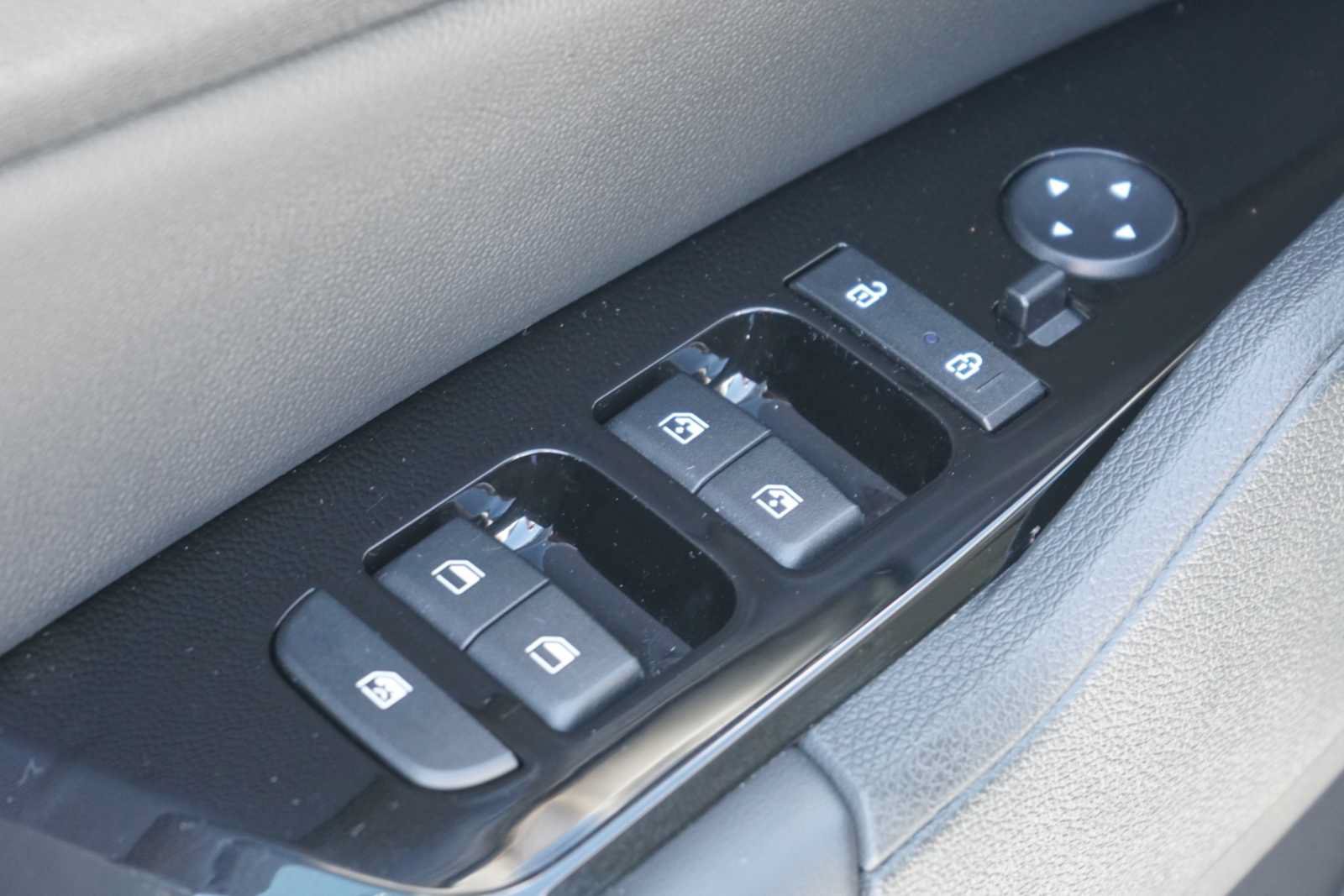 Certified 2023 Kia Sportage EX FWD image 15