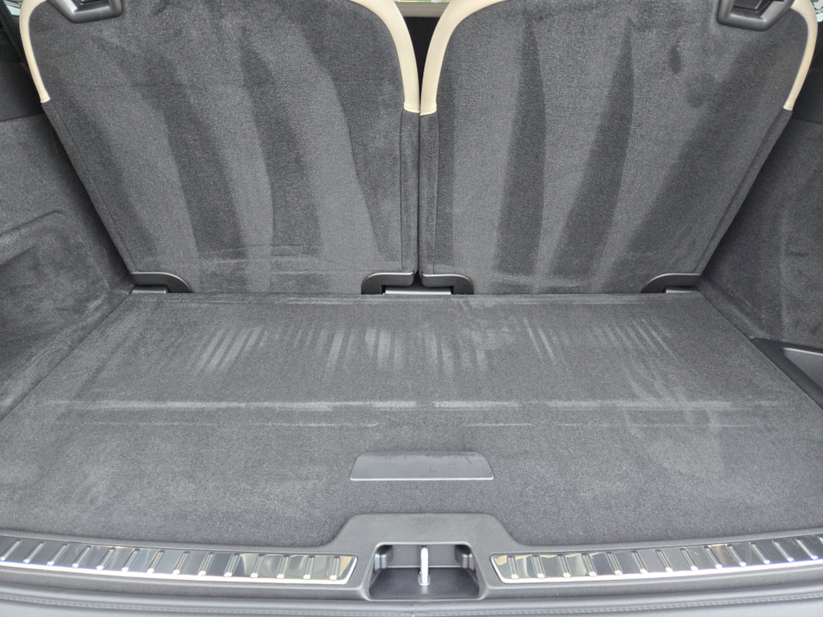 Used 2026 Volvo XC90 B6 Plus w/ Protection Package Premier AWD/4WD image 29