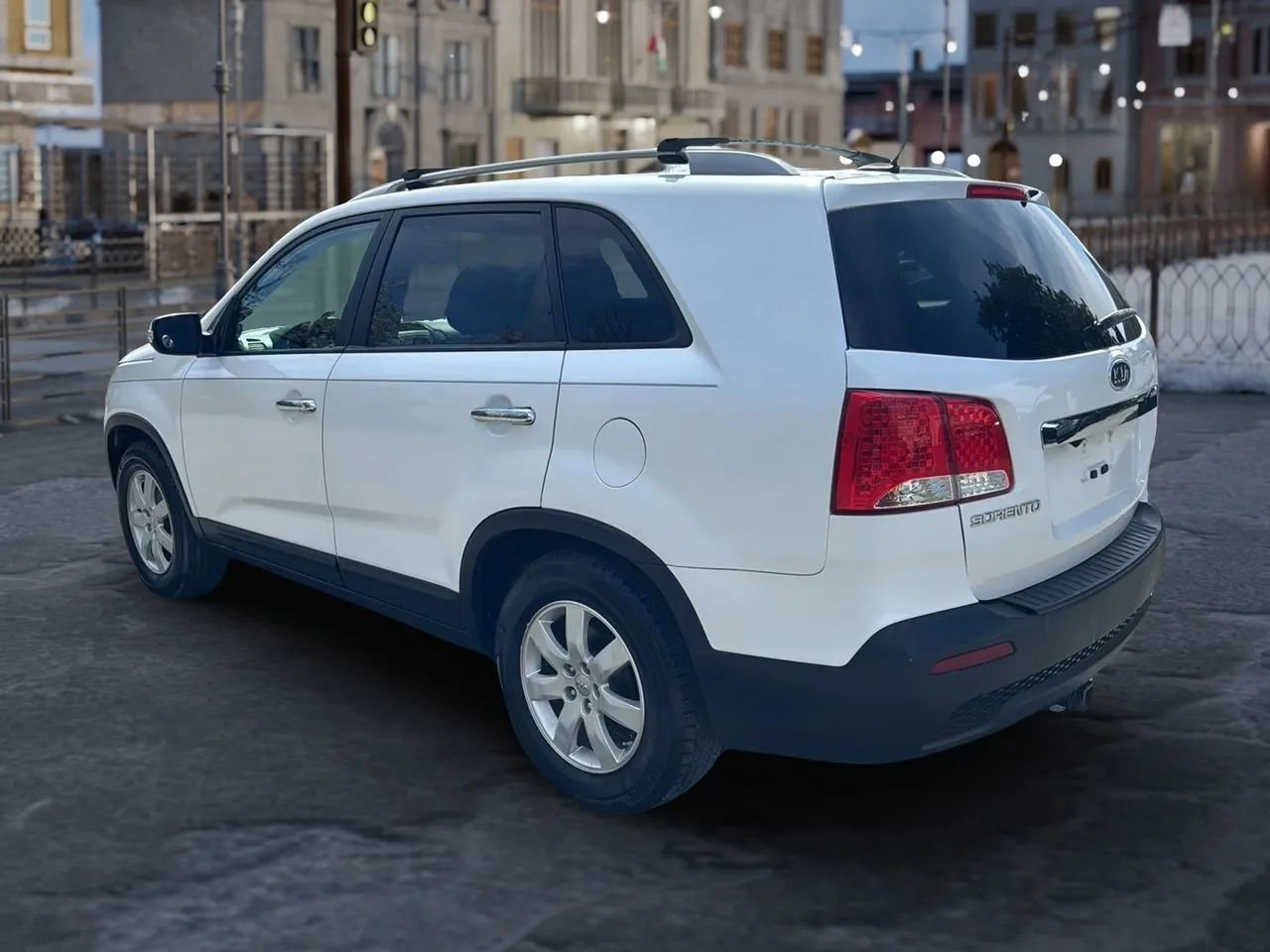 Used 2013 Kia Sorento LX w/ Convenience Pkg image 7