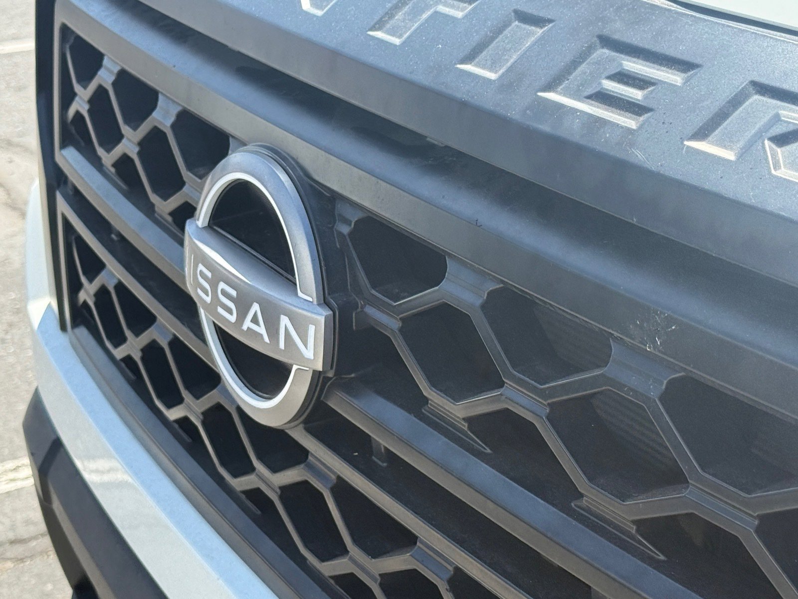 Used 2022 Nissan Frontier S image 6