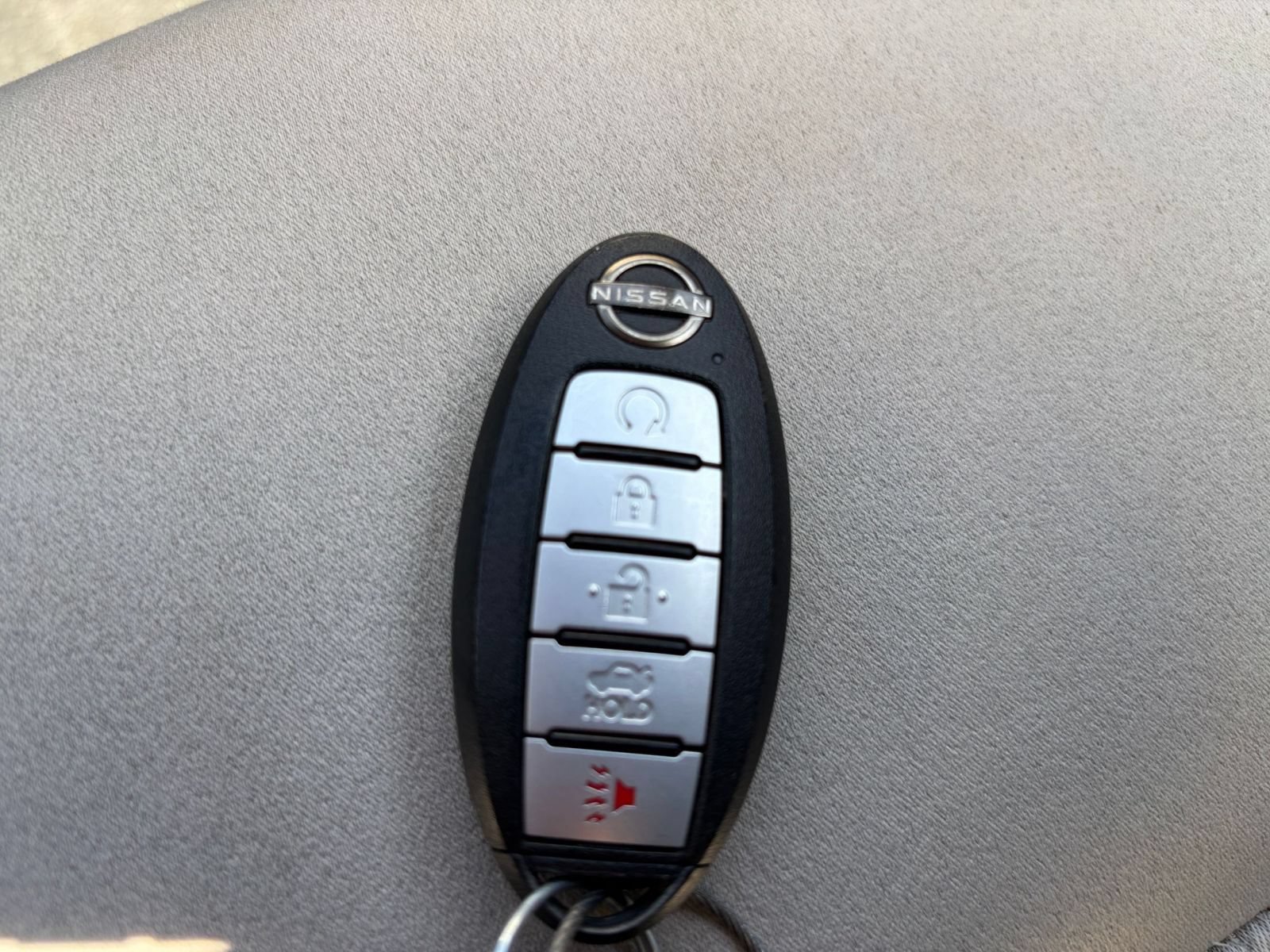 Used 2025 Nissan Altima 2.5 SV FWD image 22