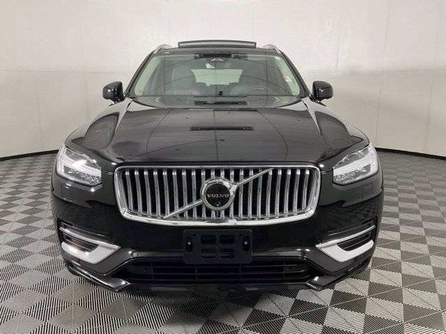 Certified 2025 Volvo XC90 B5 Plus w/ Protection Package AWD/4WD image 2
